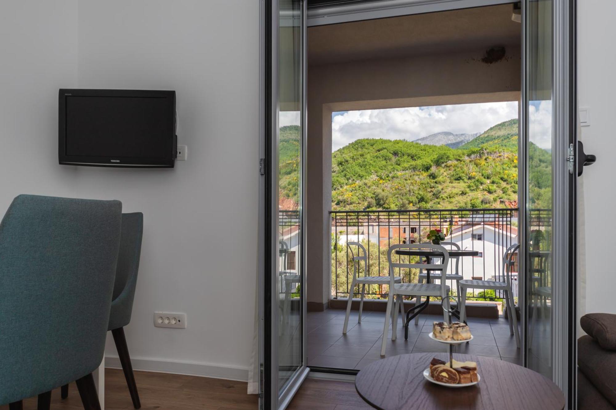 Apartments My Przno Sveti Stefan Rum bild